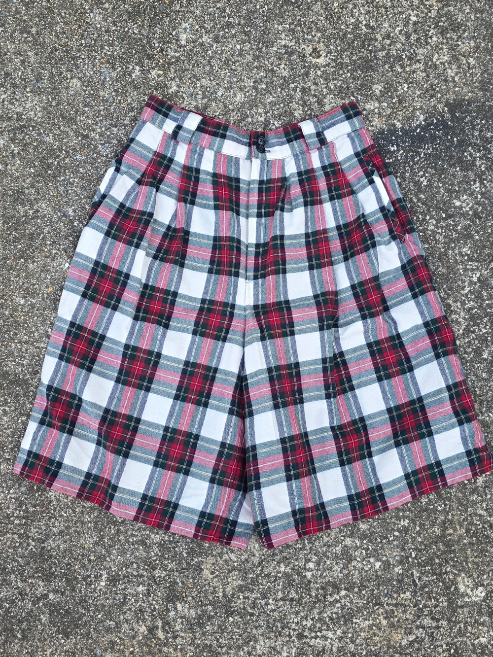 Vintage Wool Plaid Pleated Shorts Womens 10 Tartan High Waist Preppy Golf - Picture 4 of 15
